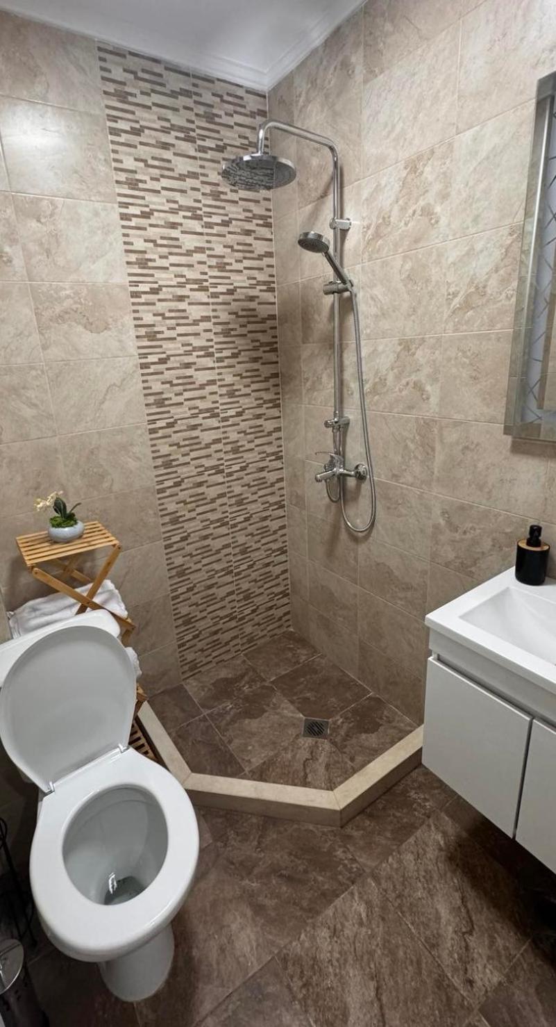 Goldy Central Beach Apartment With Private Garden Burgas Extérieur photo
