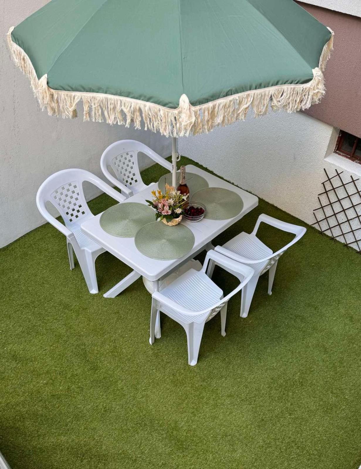 Goldy Central Beach Apartment With Private Garden Burgas Extérieur photo