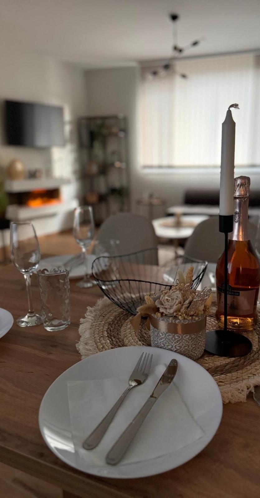 Goldy Central Beach Apartment With Private Garden Burgas Extérieur photo